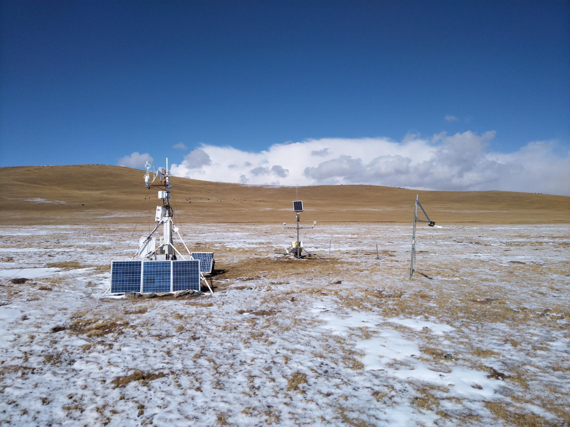 Meteorological observation data at grassland site of Ngoring Lake basin from 2017 to 2020